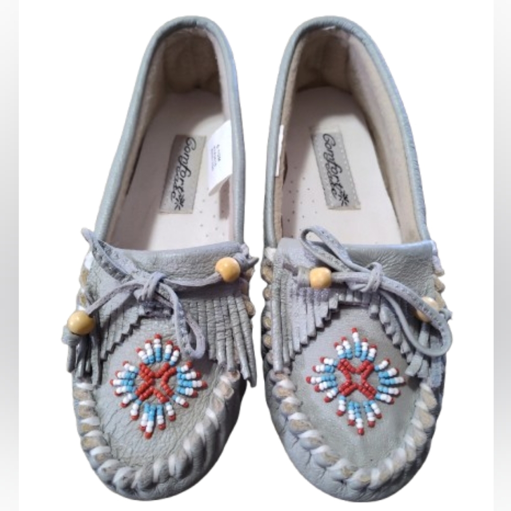 Comfort Case Gray Beaded Moccasin Women's Size 6.5 Southwestern Style Shoes